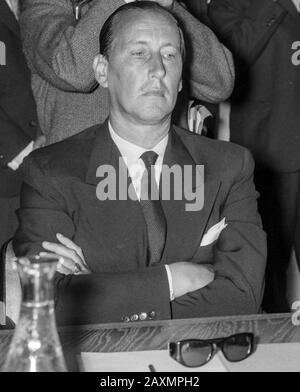 Lëtzebuergesch: Den Dirk Spierenburg, 1959. Raccolta / Archivio: Photo Collection Anefo Report / Series: Installazione di un nuovo autoreitiet di EKSG Lussemburgo Data: 16 settembre 1959 luogo: Lussemburgo Parole Chiave: Piante, autorità Foto Stock