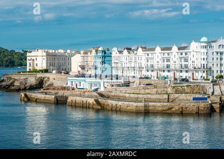 Vedute costiere a Plymouth Sound da Plymouth Hoe nel Devon, Inghilterra, Regno Unito. Foto Stock