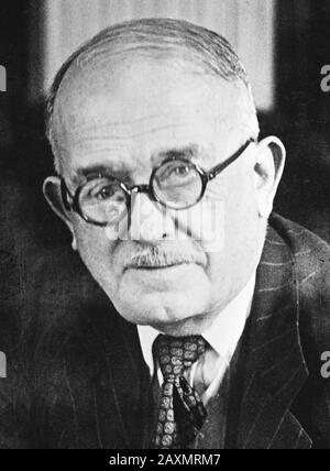 Raccolta / Archivio: Photo Collection Anefo Report / Series: Nuovo Ritratto Del Ministro Di Stato Della Francia Data: 22 Gennaio 1946 Luogo: Francia Parole Chiave: Ritratti Foto Stock