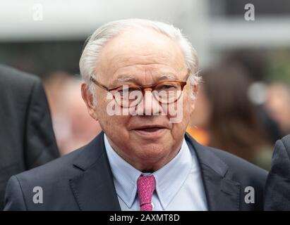 Offenburg, Germania. 12th Feb, 2020. Editore Hubert Burda alla festa dello staff del gruppo media. L'editore Hubert Burda festeggia il suo 80th compleanno. Credito: Patrick Seeger/Dpa/Alamy Live News Foto Stock