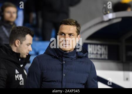 Londra, INGHILTERRA - FEBBRAIO 12TH Fulham FC Manager Scott Parker durante la partita Sky Bet Championship tra Millwall e Fulham a Den, Londra Mercoledì 12th Febbraio 2020. (Credit: Ivan Yordanov | MI News)La Fotografia può essere utilizzata solo per scopi editoriali di giornali e/o riviste, licenza richiesta per uso commerciale Credit: Mi News & Sport /Alamy Live News Foto Stock