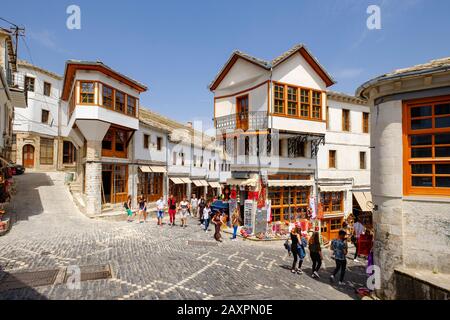 Bazaar distretto, Qafa e Pazarit, Città Vecchia, Argirocastro, Gjirokastër, Albania Foto Stock