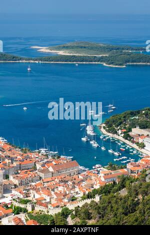 Isola di Hvar e Pakleni, isola di Hvar, Dalmazia, Croazia Foto Stock