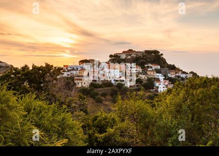 Vista del villaggio di Ioulida sull isola di Kea in Grecia. Foto Stock