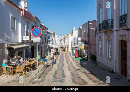 Strada pedonale nel centro storico, Lagos, Algarve, Faro distretto, Portogallo Foto Stock