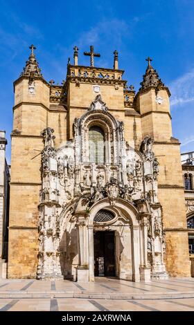 Coimbra, Portogallo: Facciata barocca entrata del Momastero di Santa Cruz Foto Stock