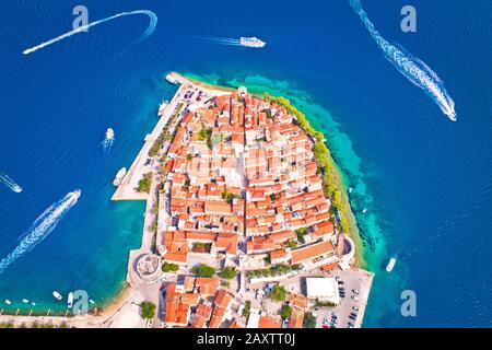 Korcula. Città storica di antenna di Korcula vista panoramica, Isola nell'arcipelago del sud della Croazia Foto Stock