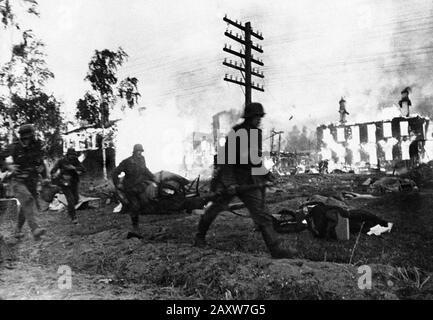 Operazione Barbarossa in rare immagini, 1941 Foto Stock