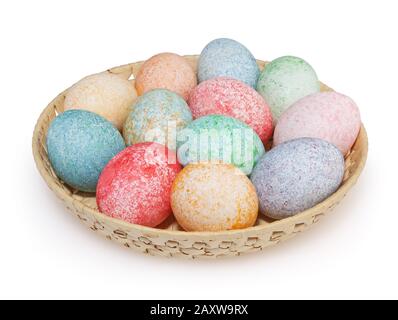 Uova di Pasqua isolate su sfondo bianco con sentiero di taglio Foto Stock