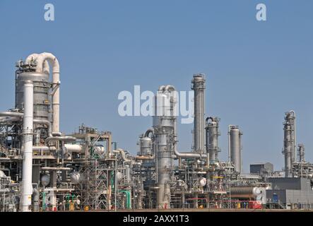 Complesso chimico nel porto di Rotterdam Foto Stock