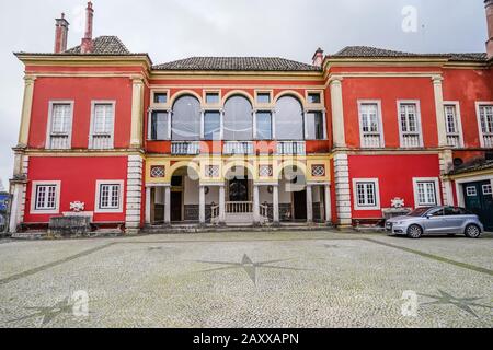 Il Palazzo dei Marchesi di Fronteira è un palazzo portoghese vicino a Lisbona. Fu costruito nel 1671 come padiglione di caccia a Dom João de Mascarenhas. Foto Stock