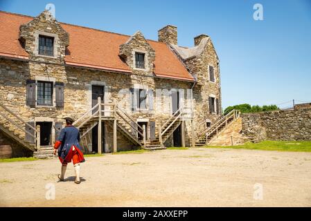 Fort Ticonderoga, sede del forte, muri in pietra e cannoni, New York state, USA Foto Stock