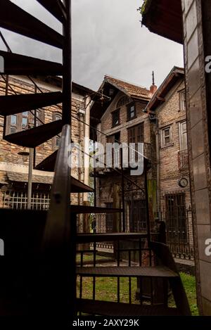 Gonzalez CATAN, ARGENTINA, 28 SETTEMBRE 2019: Edificio abbandonato nella splendida città medievale di Campanopolis. Foto Stock