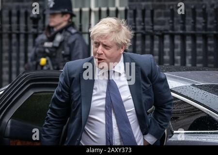 Rimpasto cabinet: PM Boris Johnson arriva a Downing Street dal suo ufficio nella Camera dei Comuni dopo aver pubblicato un rimpasto del gabinetto. Foto Stock