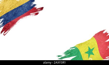 Bandiere di Colombia e Senegal su sfondo bianco Foto Stock