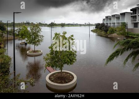 Inondazioni causate da pioggia costante sulla Gold Coast, Queensland, Australia Foto Stock