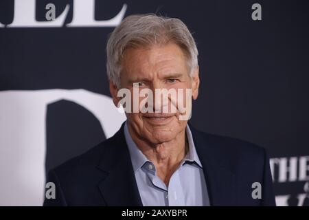 Los Angeles, Stati Uniti. 13th Feb, 2020. Harrison Ford Alla Prima Mondiale "The Call Of The Wild" Tenutasi Presso L'El Capitan Theatre Di Los Angeles, California, 13 Febbraio 2020. Photo Credit: Joseph Martinez/Picturelux Credit: Picturelux/The Hollywood Archive/Alamy Live News Foto Stock