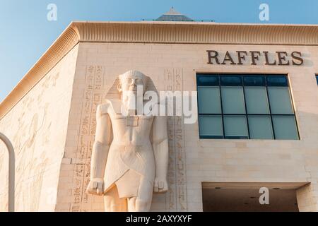 29 novembre 2019, Dubai, Emirati Arabi Uniti: Esterno in stile egiziano del centro commerciale DI WAFI Foto Stock