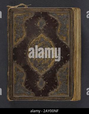 Rilegatura in pelle di un salterio liturgico armeno del 16th secolo stampato nel 1500 Foto Stock