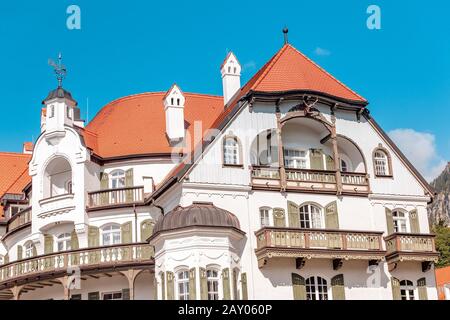 8 agosto 2019, Schwangau, Germania: Edificio alberghiero a Hohenschwangau Foto Stock