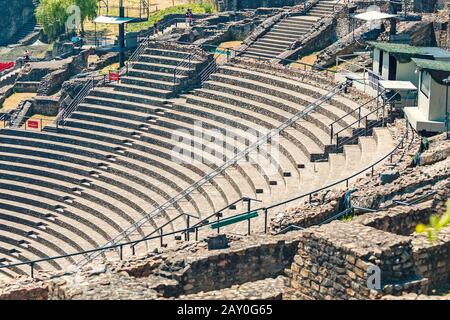 23 luglio 2019, Lione, Francia: Famose antiche rovine dell'antico anfiteatro di Lione Foto Stock