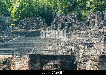 23 luglio 2019, Lione, Francia: Famose antiche rovine dell'antico anfiteatro di Lione Foto Stock