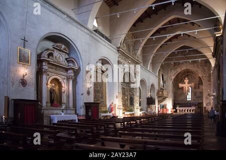 Chiesa romanica gotica di Sant'Agostino (Chiesa di Sant'Agostino) nel centro storico di Gubbio, Umbria, Italia. Agosto 18th 2019 © Wojciech Strozyk Foto Stock