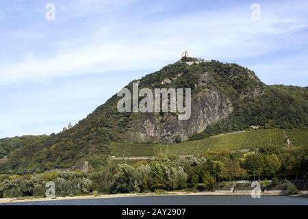 Castello-rovina Drachenfels, Siebengebirge, Koenigswin Foto Stock