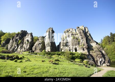 L'Externsteine, un mistico monumento-natura in Th Foto Stock