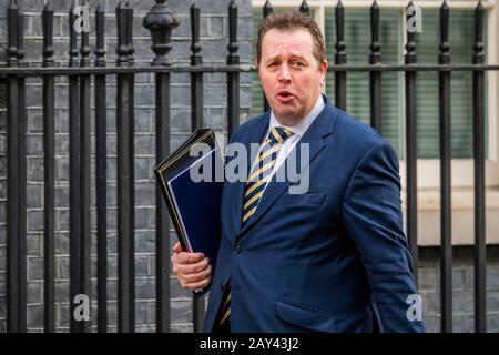 Londra, Regno Unito. 14th Feb, 2020. RT Hon Mark Spencer MP rimane Segretario parlamentare al Tesoro (Chief Whip) - i ministri arrivano per la prima riunione del Gabinetto dopo il rimpasto di Boris Johnson, Downing Street. Credito: Guy Bell/Alamy Live News Foto Stock