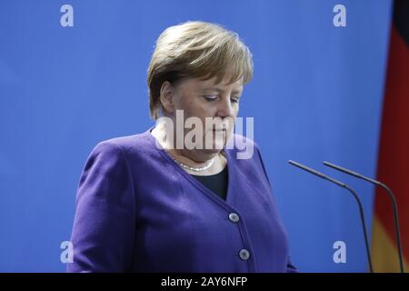 Berlino, Germania. 14th Feb, 2020. Berlino: Il Cancelliere Angela Merkel alla conferenza stampa della Cancelleria federale. (Foto Di Simone Kuhlmey/Pacific Press) Credito: Pacific Press Agency/Alamy Live News Foto Stock