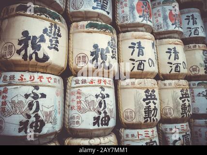 Kazaridaru barili in Heian Jingu, Kyoto, Giappone Foto Stock