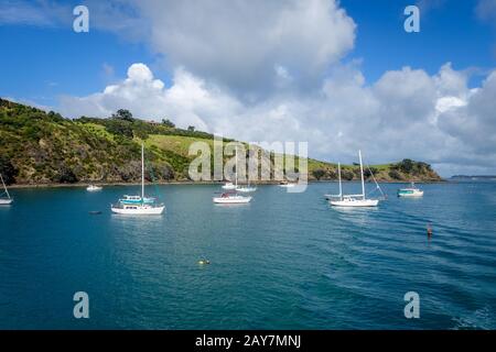 Nave a vela in Isola di Waiheke vicino a Auckland, Nuova Zelanda Foto Stock