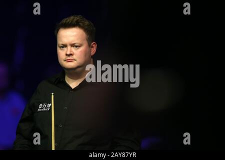 Cardiff, Regno Unito. 14th Feb, 2020. Shaun Murphy d'Inghilterra durante il suo quarto incontro finale contro Judd Trump d'Inghilterra. ManBet X Welsh Open snooker 2020, giorno 5 alla Motorpoint Arena di Cardiff, Galles del Sud Venerdì 14th Febbraio 2020 pic di Andrew Orchard/Andrew Orchard sport fotografia/Alamy Live news Credit: Andrew Orchard sport fotografia/Alamy Live News Foto Stock