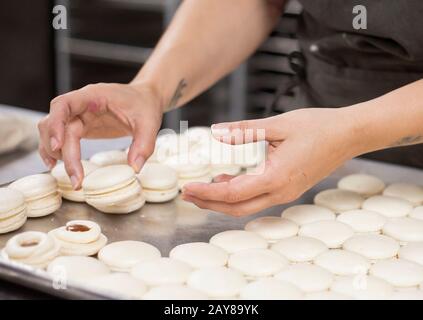 Dolci fatti in un panificio Foto Stock