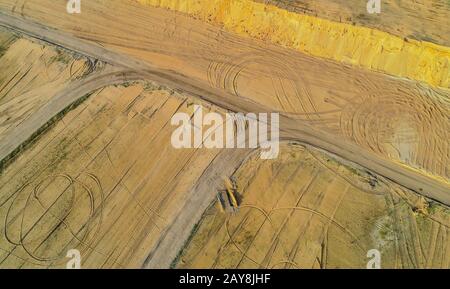 Vista aerea estrazione di ghiaia dall'aria in una fossa di ghiaia Foto Stock