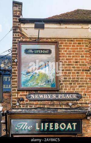 Firma per il pub Lifeboat in Market Street, Margate città vecchia. Foto Stock