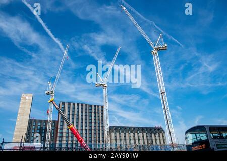 Ampi lavori di costruzione nel centro di Manchester. Greater Manchester sta vivendo un boom edilizio di nuovi commercé Foto Stock