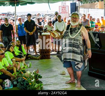 MO‘okiha o Pi‘ilani: Cerimonia del giorno del lancio: Kahuna Foto Stock