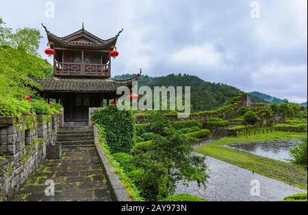 Sud Grande Muraglia della Cina vicino all'antica città Fenghuang - Cina di Hunan Foto Stock