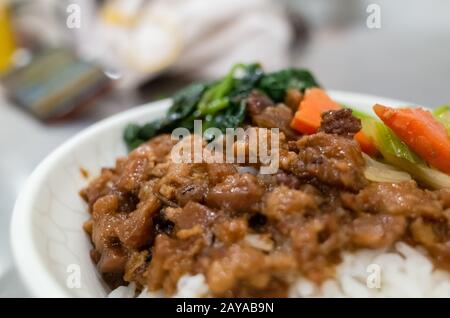 Maiale cinese brasato sul riso Foto Stock