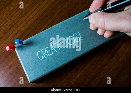 Nota di scrittura che mostra ottimo lavoro. La foto di affari che mostra ha usato lodare qualcuno per qualcosa che hanno fatto molto bene primo piano in su Foto Stock