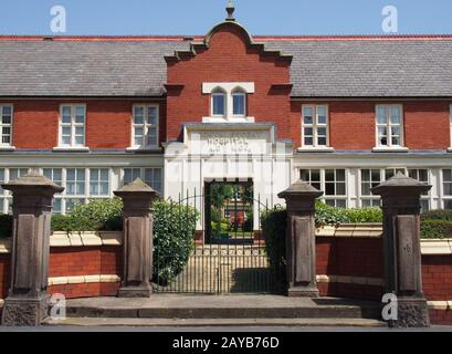 l'ex ospedale convalescente istituito dalla carità sconosciuti di southport nel 1806 e successivamente ricostruito in una st gotica revival Foto Stock