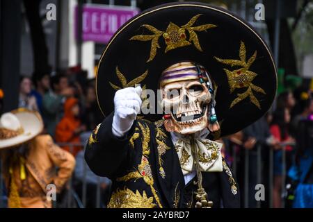 Città del Messico, Messico - 2 novembre 2019 Celebration of Day of Dead Parade, Dies de los Muertos desfile Foto Stock