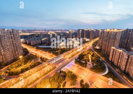 city junction in notte Foto Stock