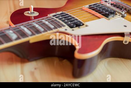 Particolare di una chitarra elettrica Foto Stock