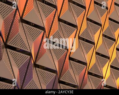 rivestimenti geometrici metallici o pannelli in rame e oro Foto Stock