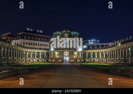 Palace Zwinger a Dresda, Sassonia, Germania Foto Stock