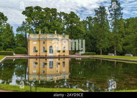 Padiglione superiore della Bathhouse, Tsarskoye Selo, Russia Foto Stock