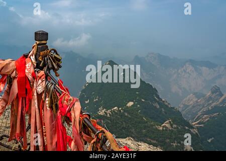 Splendida vista dal West Peak sulla montagna Huashan Foto Stock